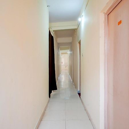 Super Townhouse Marathahalli Near Klm Fashion Mall バンガロール エクステリア 写真