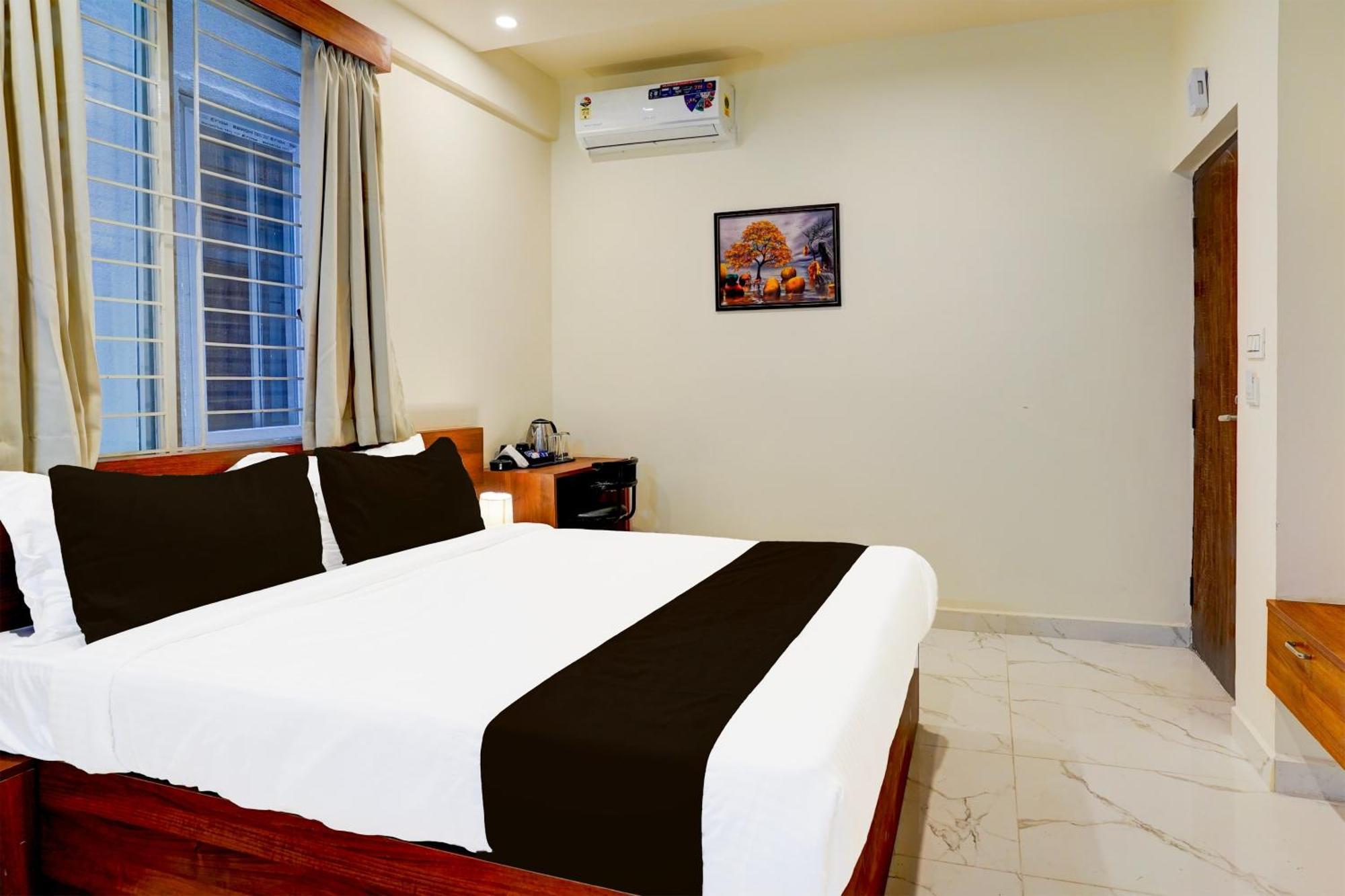 Super Townhouse Marathahalli Near Klm Fashion Mall バンガロール エクステリア 写真