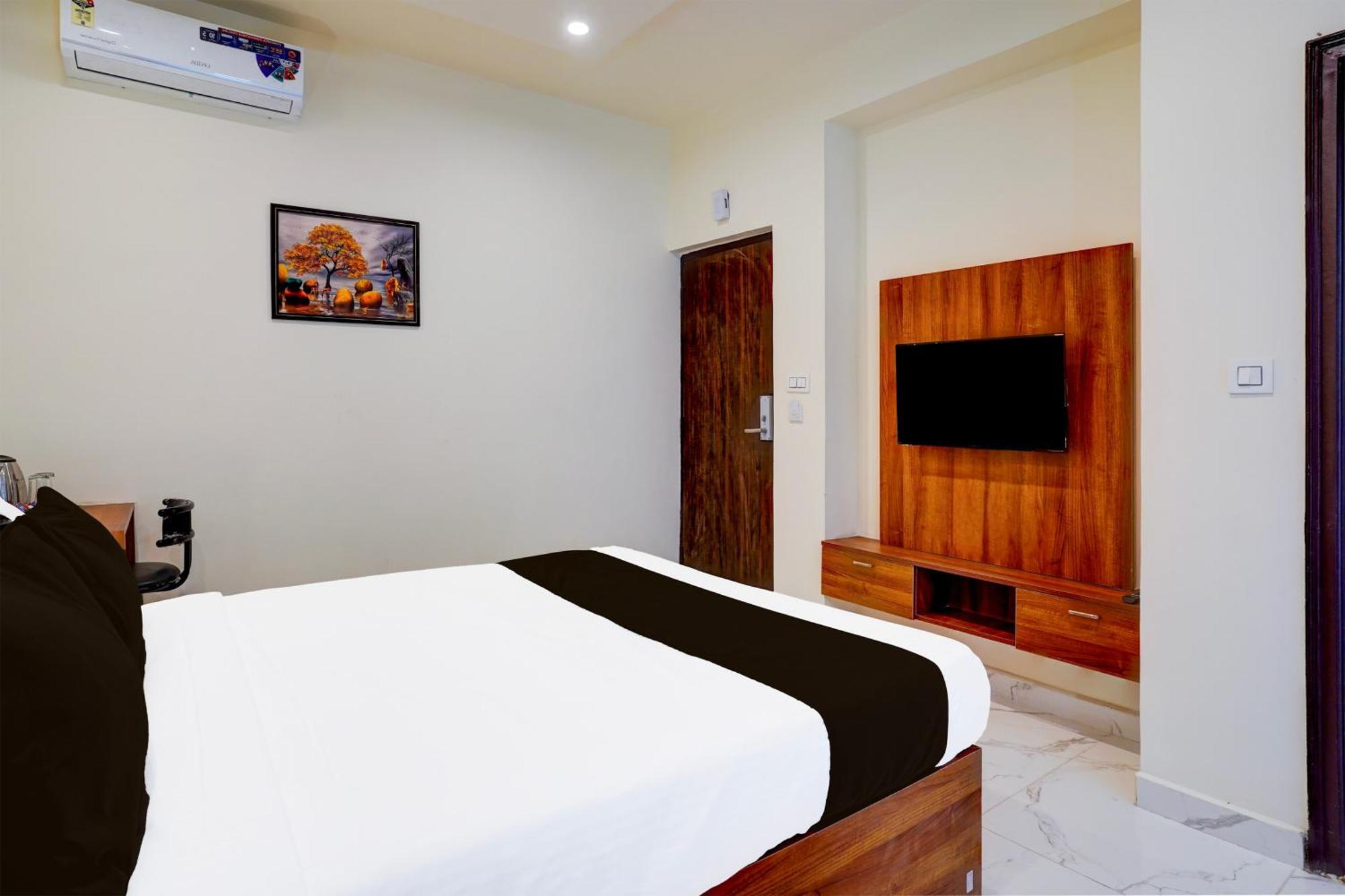 Super Townhouse Marathahalli Near Klm Fashion Mall バンガロール エクステリア 写真