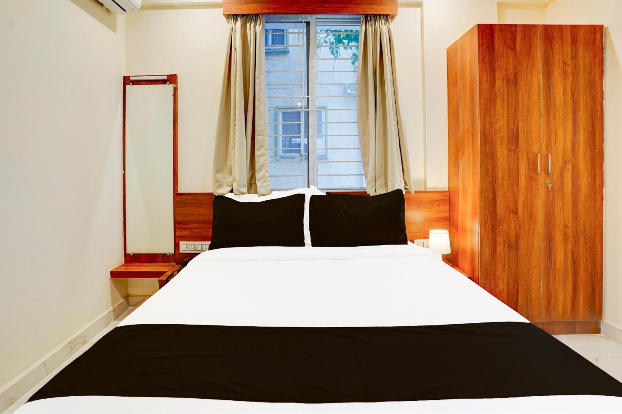 Super Townhouse Marathahalli Near Klm Fashion Mall バンガロール エクステリア 写真