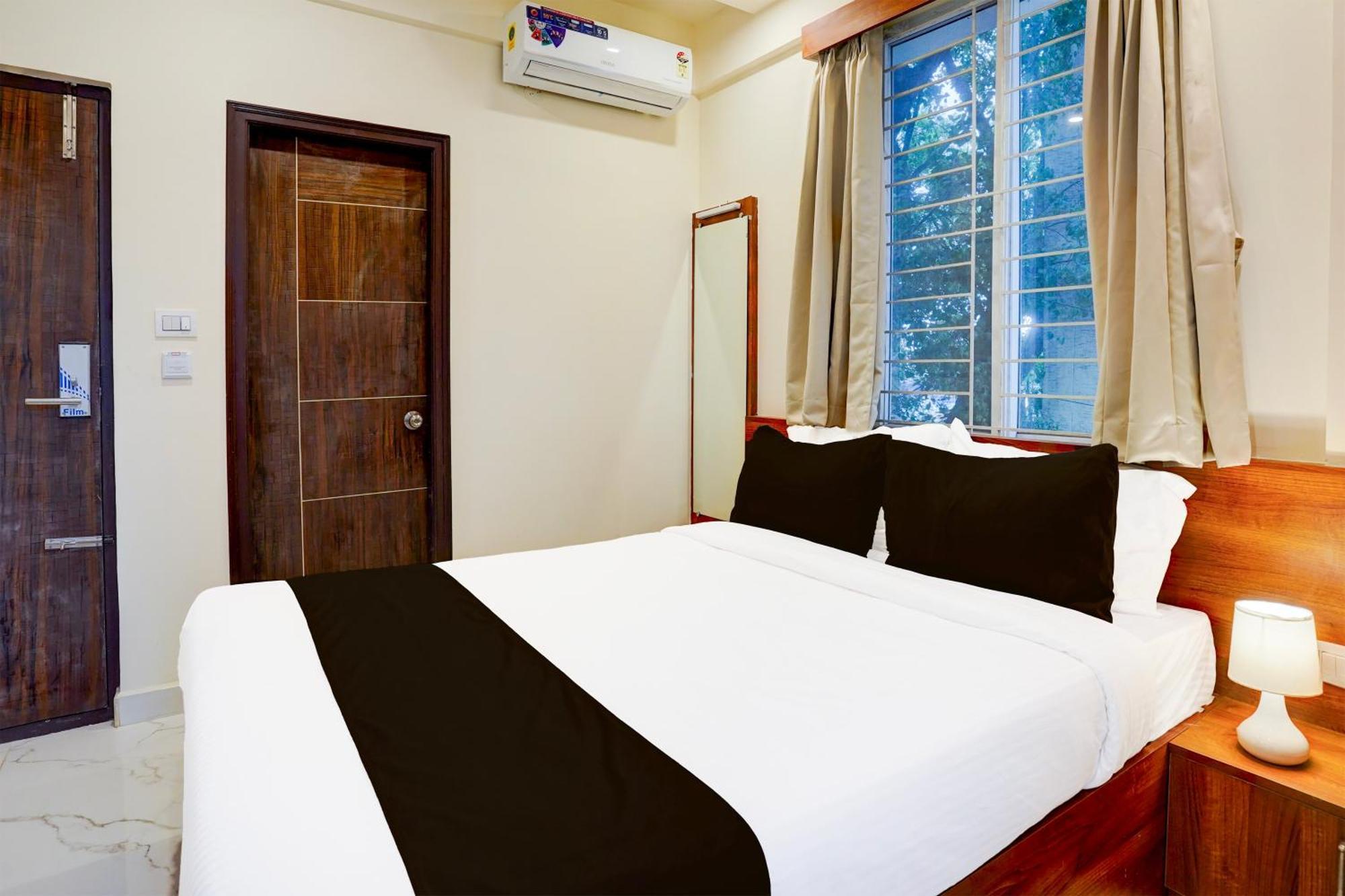 Super Townhouse Marathahalli Near Klm Fashion Mall バンガロール エクステリア 写真