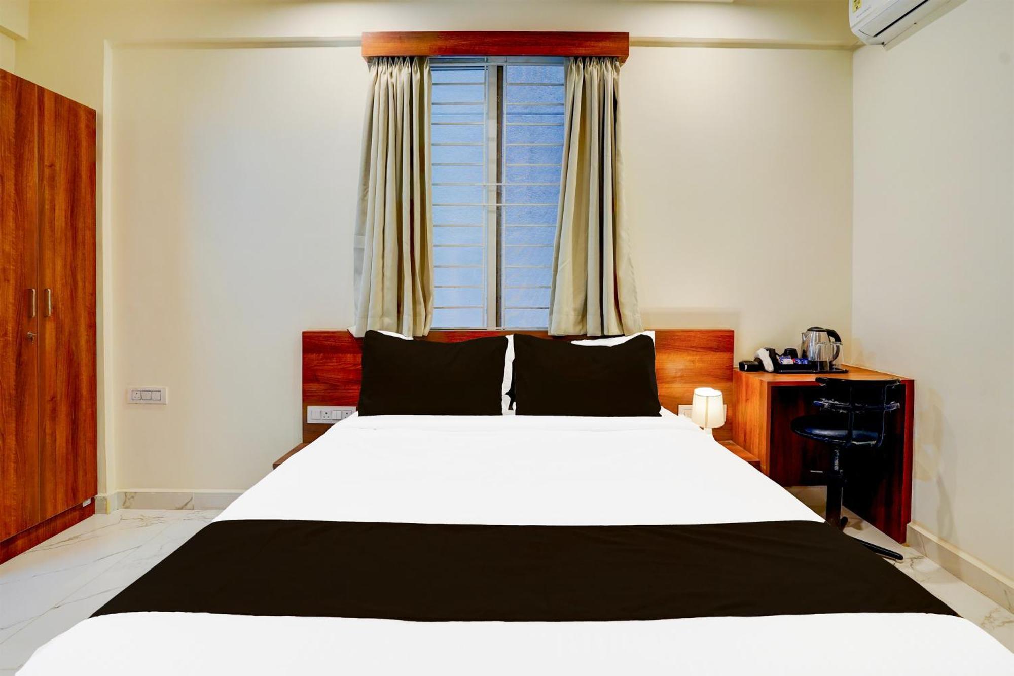Super Townhouse Marathahalli Near Klm Fashion Mall バンガロール エクステリア 写真