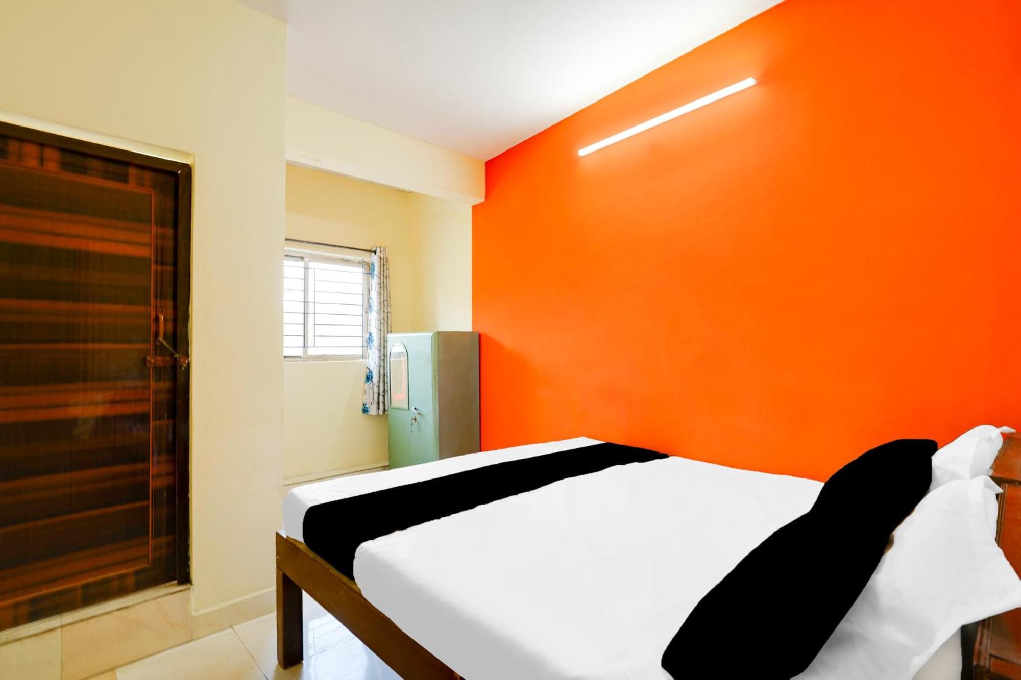 Super Townhouse Marathahalli Near Klm Fashion Mall バンガロール エクステリア 写真