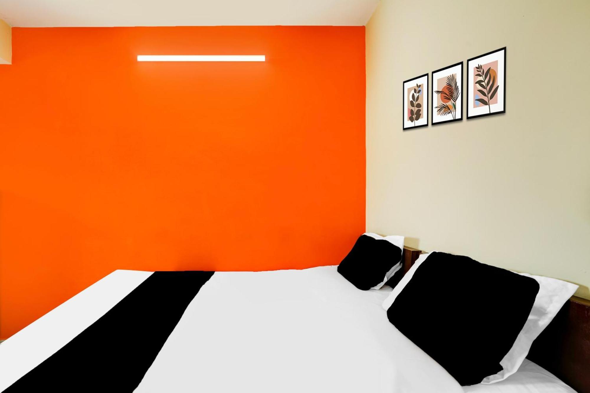 Super Townhouse Marathahalli Near Klm Fashion Mall バンガロール エクステリア 写真