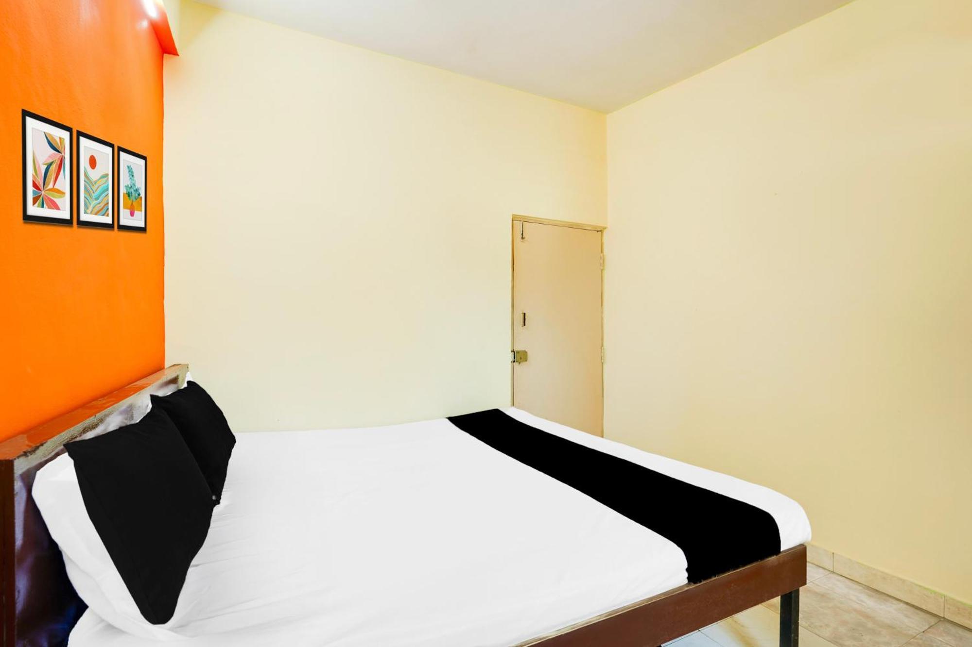 Super Townhouse Marathahalli Near Klm Fashion Mall バンガロール エクステリア 写真