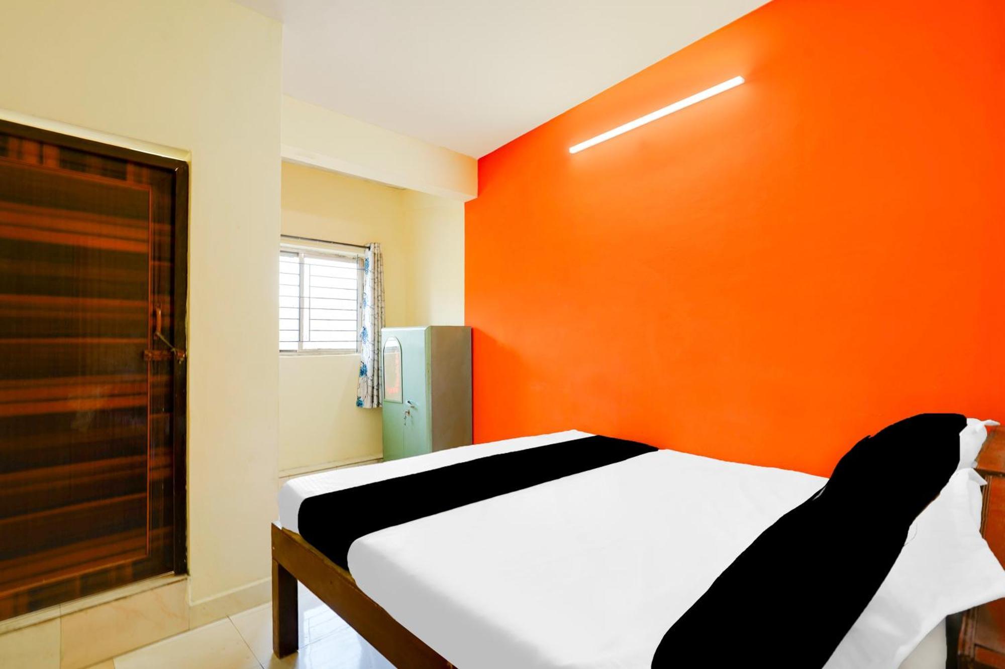 Super Townhouse Marathahalli Near Klm Fashion Mall バンガロール エクステリア 写真