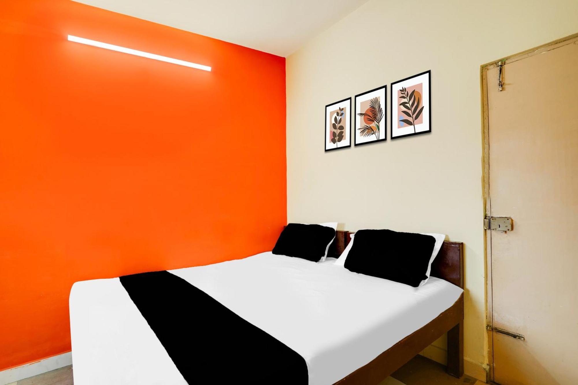 Super Townhouse Marathahalli Near Klm Fashion Mall バンガロール エクステリア 写真