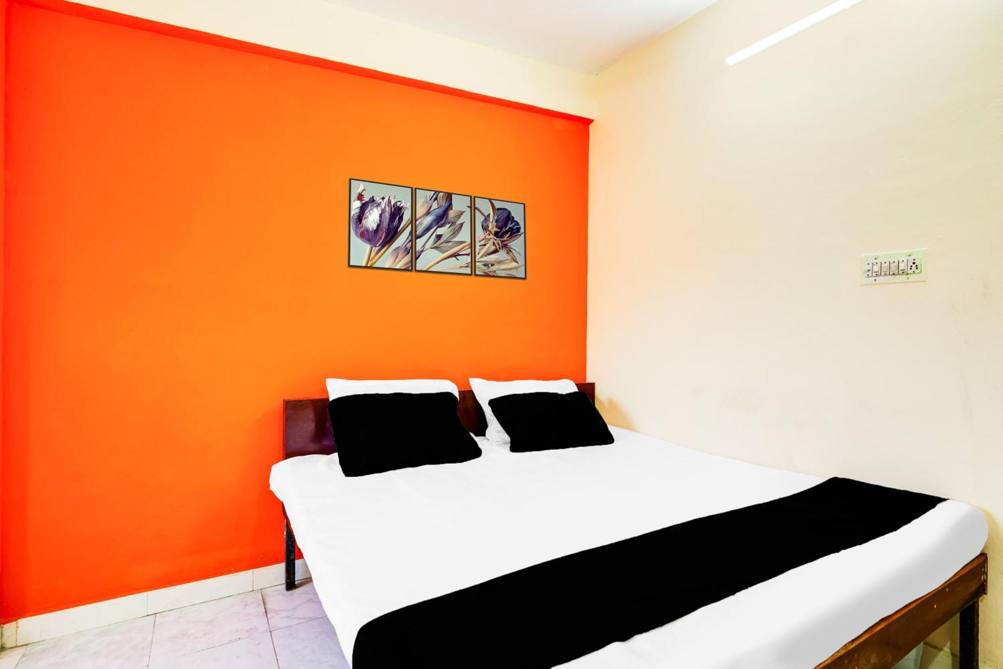 Super Townhouse Marathahalli Near Klm Fashion Mall バンガロール エクステリア 写真