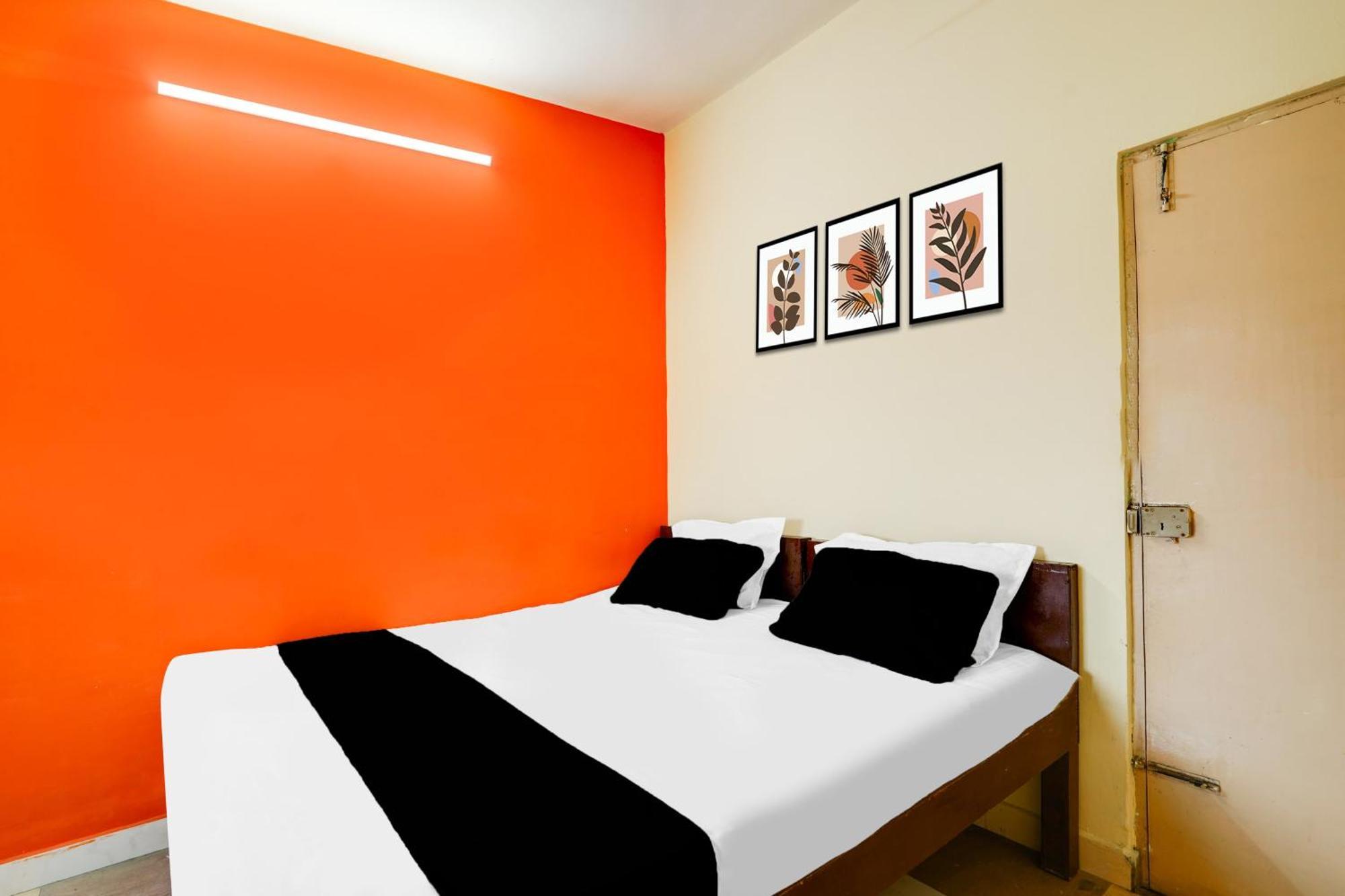Super Townhouse Marathahalli Near Klm Fashion Mall バンガロール エクステリア 写真