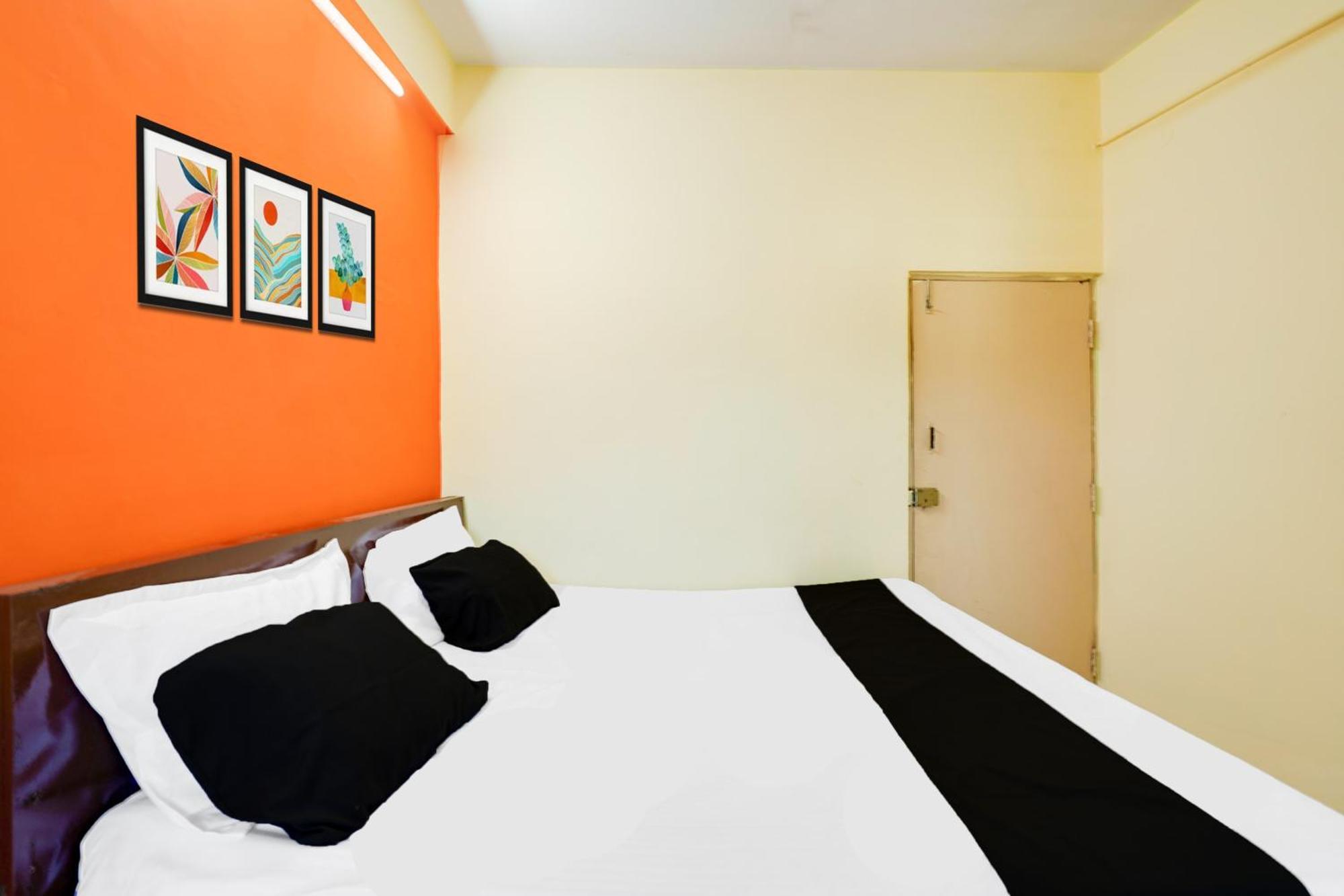 Super Townhouse Marathahalli Near Klm Fashion Mall バンガロール エクステリア 写真