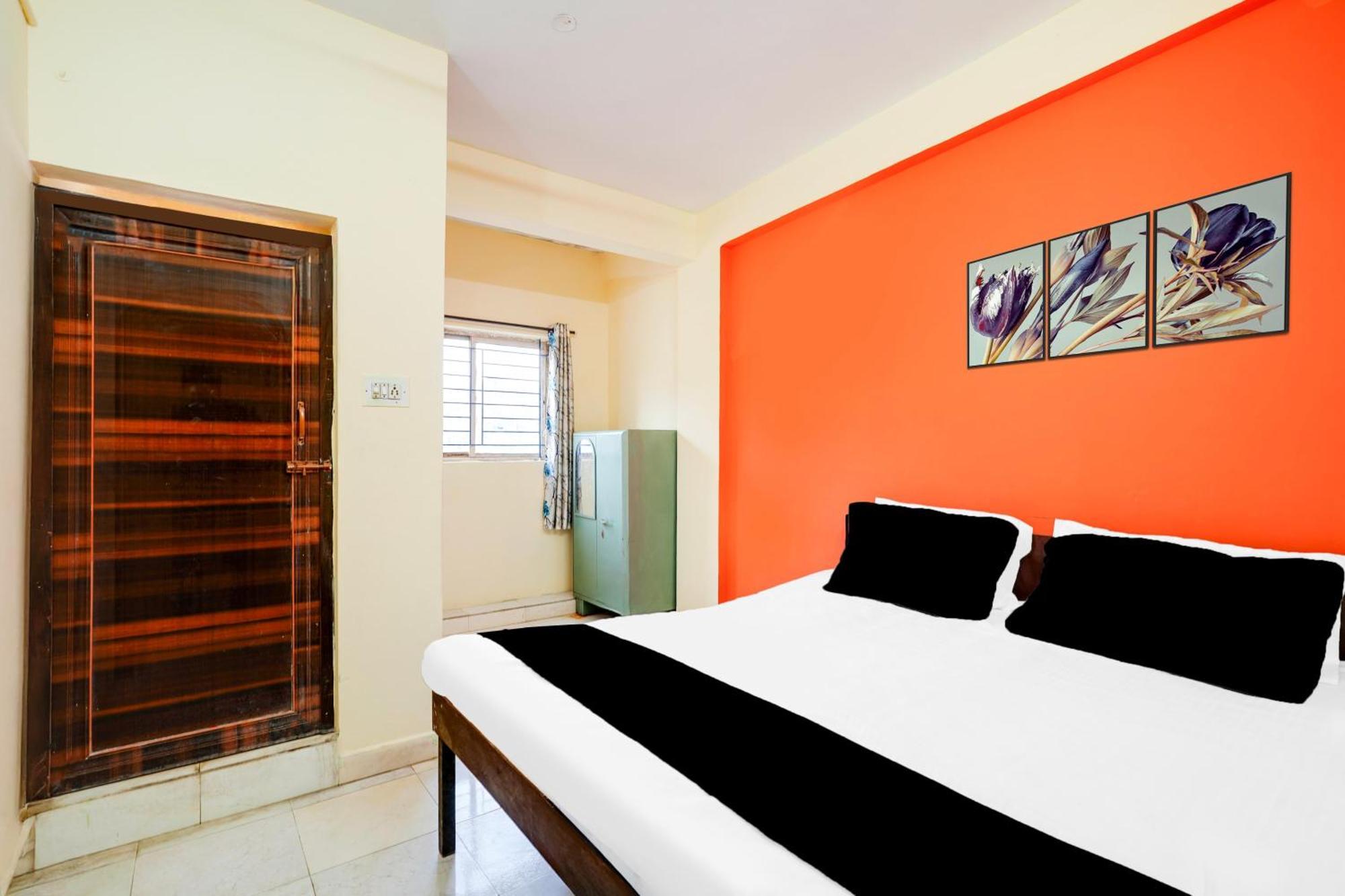 Super Townhouse Marathahalli Near Klm Fashion Mall バンガロール エクステリア 写真