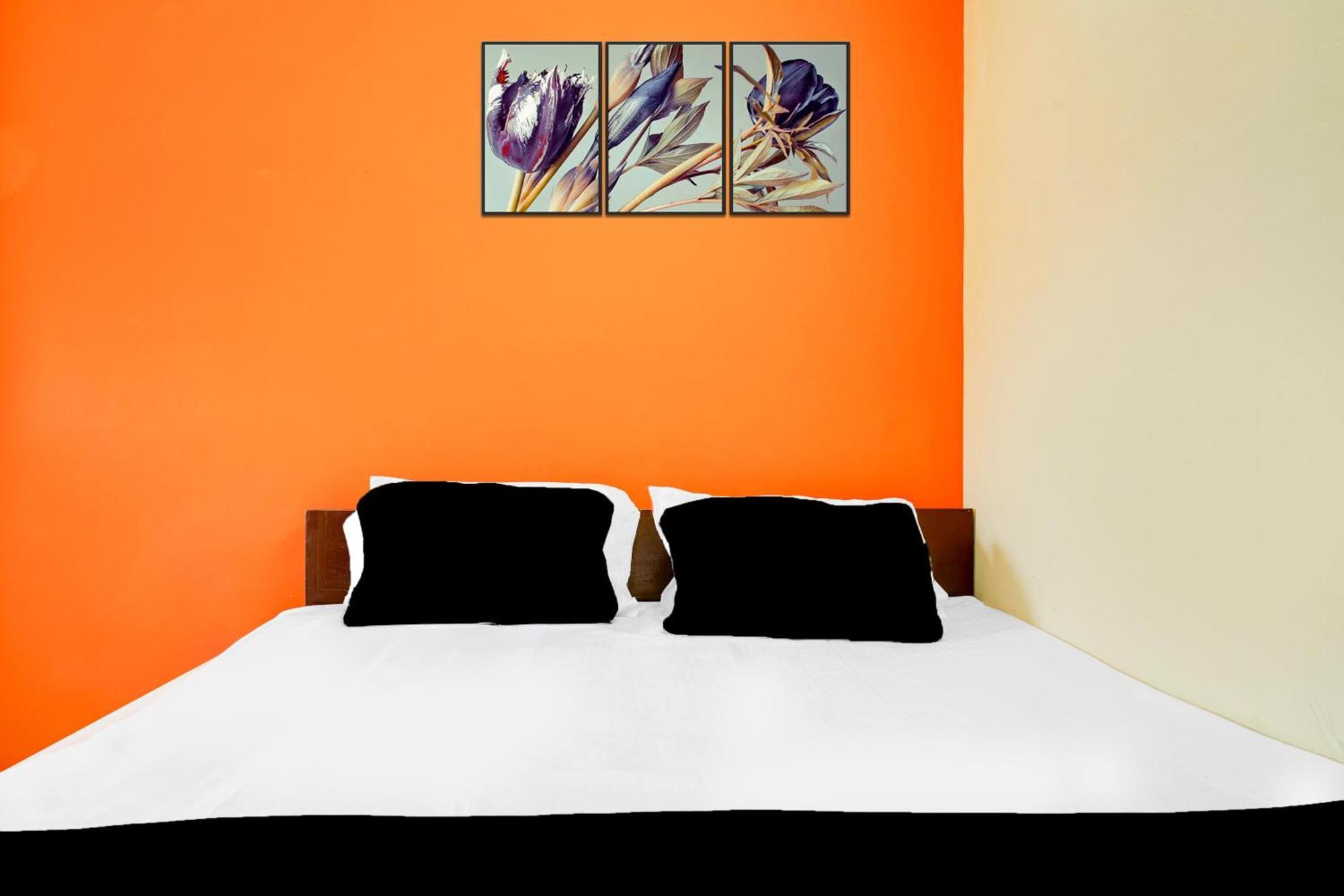 Super Townhouse Marathahalli Near Klm Fashion Mall バンガロール エクステリア 写真